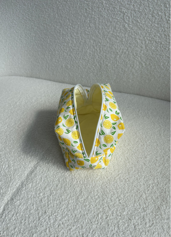 Lemons, cosmetic bag, yellow5004